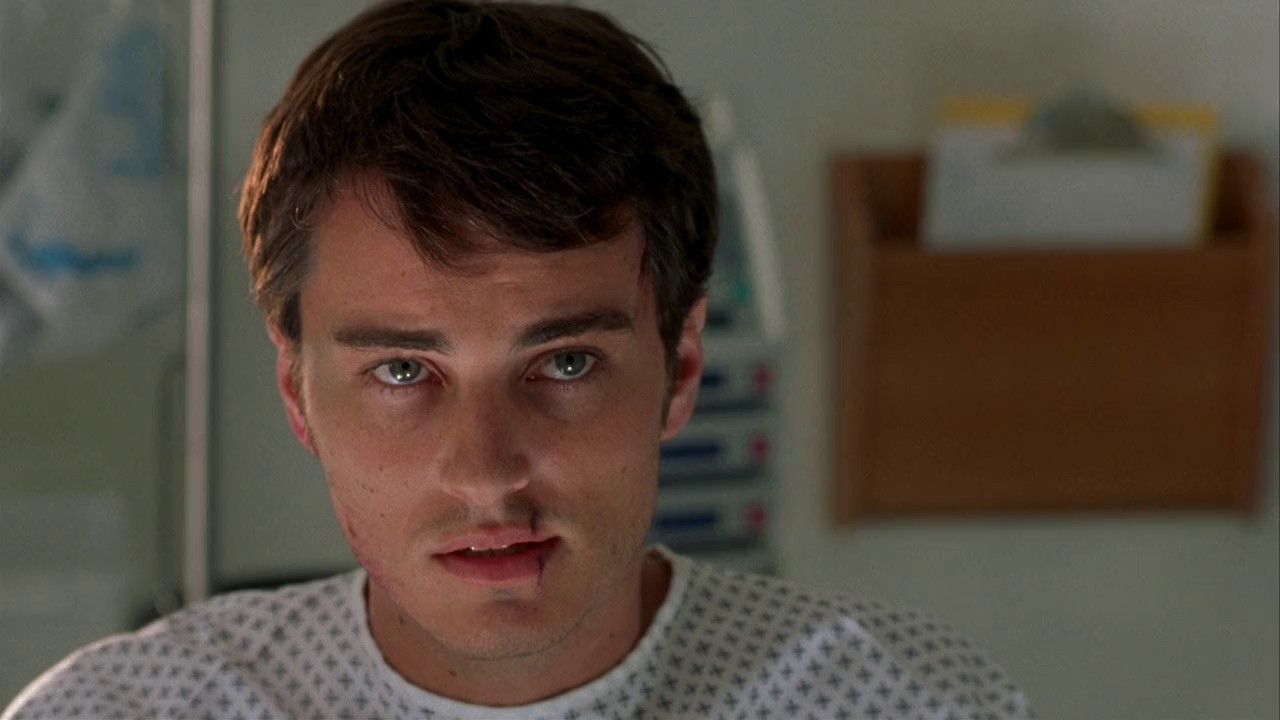 The Forsaken (2001) BluRay Hindi + English 720p x264 AVC DD 2.0 ESub.mkv.0004